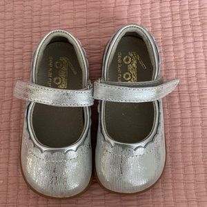 See Kai Run Jane II Silver Mary Janes shoes